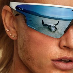 Oakley Meta Vanguard 