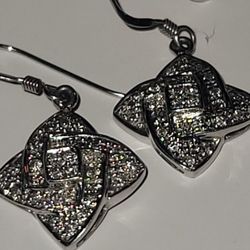 14k White Gold Diamond Earrings 