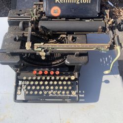 Vintage Typewriter