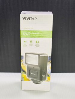 Vivitar Digital Slave Flash w/ Bracket For Digital or Film Cameras