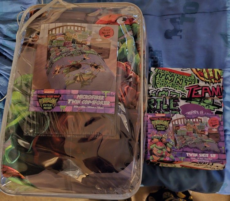 Teenage Mutant Ninja Turtles Comforter/sheets Twin