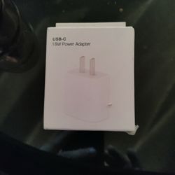 USB-C Power Adapter