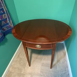 Ethan Allen Inlaid Mahogany Pembroke Table 