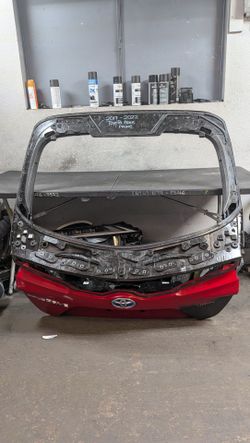 2017-2018-2019-2020-2021-2022 TOYOTA PRIUS PRIME LIFTGATE OEM USED #10584