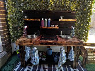Kids mud kitchen