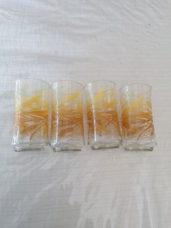 Vintage 4 Yellow beautiful wheat pattern