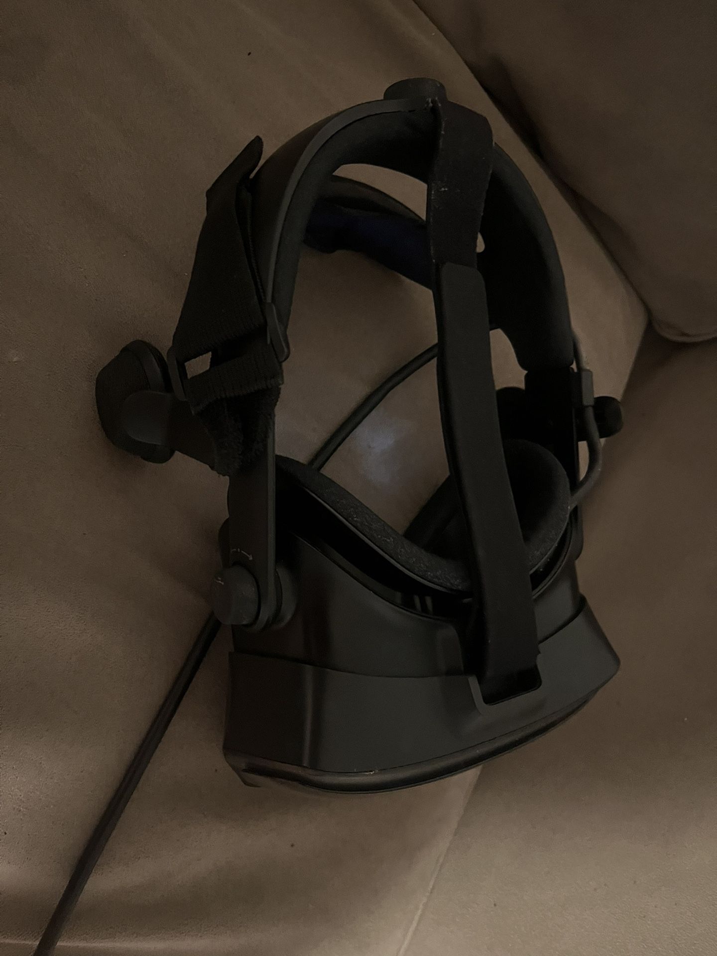 VALVE INDEX / VIVE 3.0 TRACKERS / FBT / FULL BODY VR for Sale in