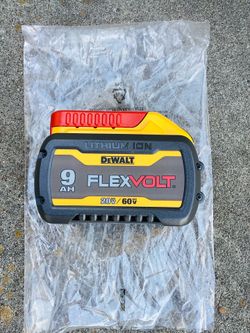 Dewalt 20v New Battery Flex volt 9AH ( 120$ Firm )