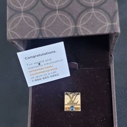 Louis Vuitton 10k Gold W/Sapphire 5 Year Employee Only Lapel Pin