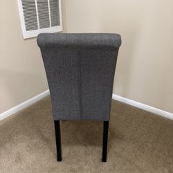  2 Peace’s  Of Dining Chairs  Like A New 