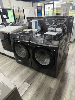 Samsung Black Stainless Steel Front Load Washer & Gas Dryer Laundry Pair 🔥