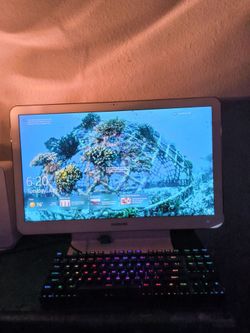SAMSUNG touchscreen desktop PC!