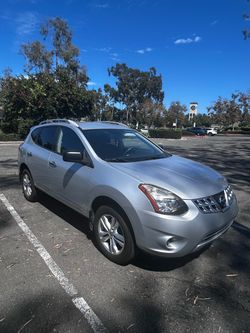 2015 Nissan rogue select sport
