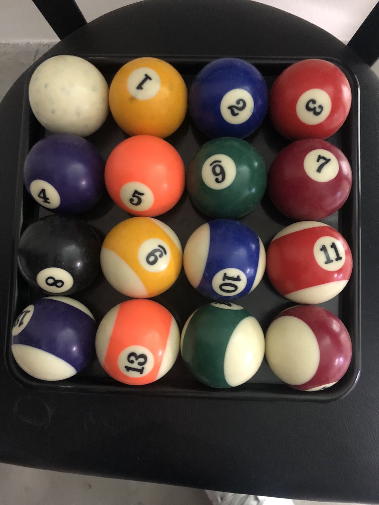 Pool / Billiard balls. Standard set.