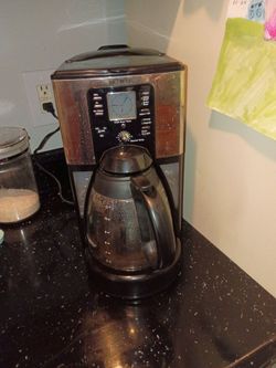 Coffee pot