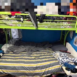 Metal Twin/Full Futon Bunk Bed, Green