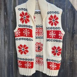 Vintage Cowichan 1970s Men’s Wool Knit Vest 