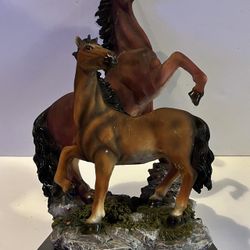 Stunning Horse & Foal Figurine Statue by DMB Collection REDUCED to JUST $20!
