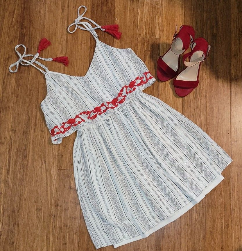 White/ Black Dress