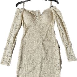 Ivory Dress Size Medium 