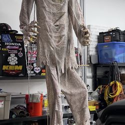 Skeleton Man