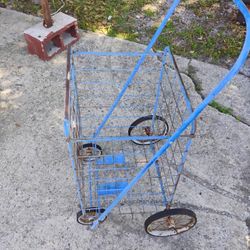 Vintage Shopping Cart With 4 Wheels 