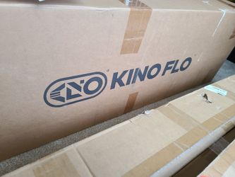 Kino Flo + C stands (Professional Video Lighting)
