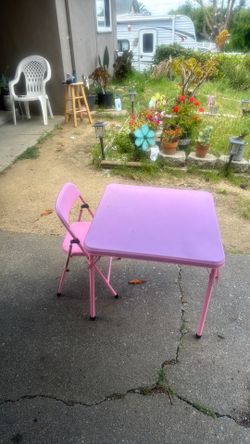 Mesa para niñas