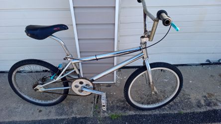 Old school BMX supercross XL bike with awesome components