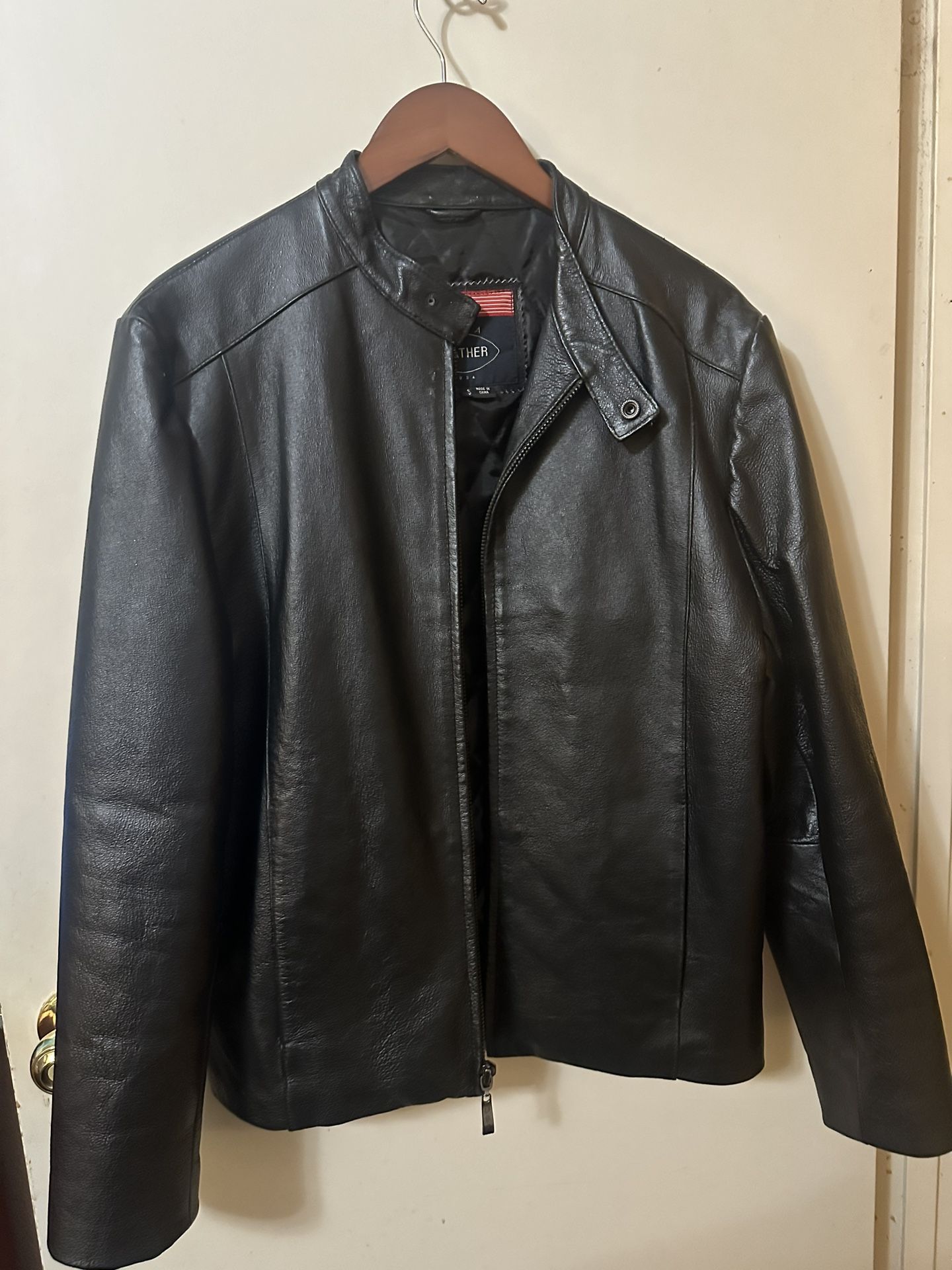 Men’s Leather Jacket 