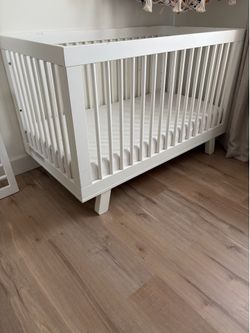 Babyletto Hudson Convertible Crib