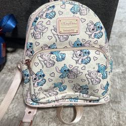 Stitch & Angel Lounge Fly 