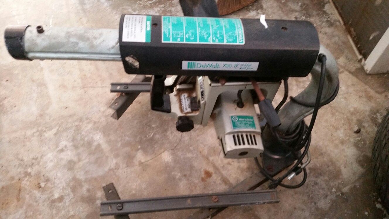 Dewalt 700 8 inch radial arm saw