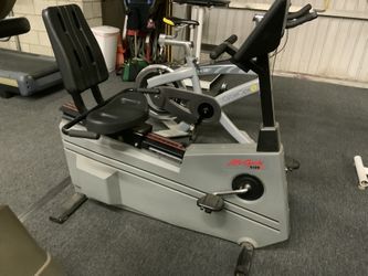 Life Fitness Lifecycle 9100 Commercial Recumbent Bike / Make an Offer / Ready For You