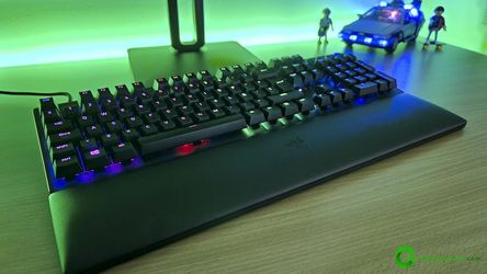 Razer Huntsman V2 Keyboard