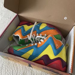 Men’s/Women’s Reebok Kamikaze II - Candy Land Size 8 (MEN) or 10 (Women’s)