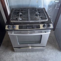 Whirlpool Stainless Steel Gas Stove Oven Range