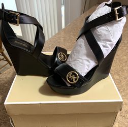 Shoes /wedges