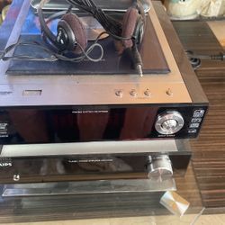 Phillips micro system MCM 704D and a tuner power amplifier MCM 704D