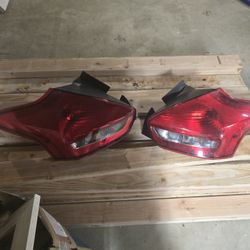 Ford Focus Tail Lights For 2011-18 Hatch