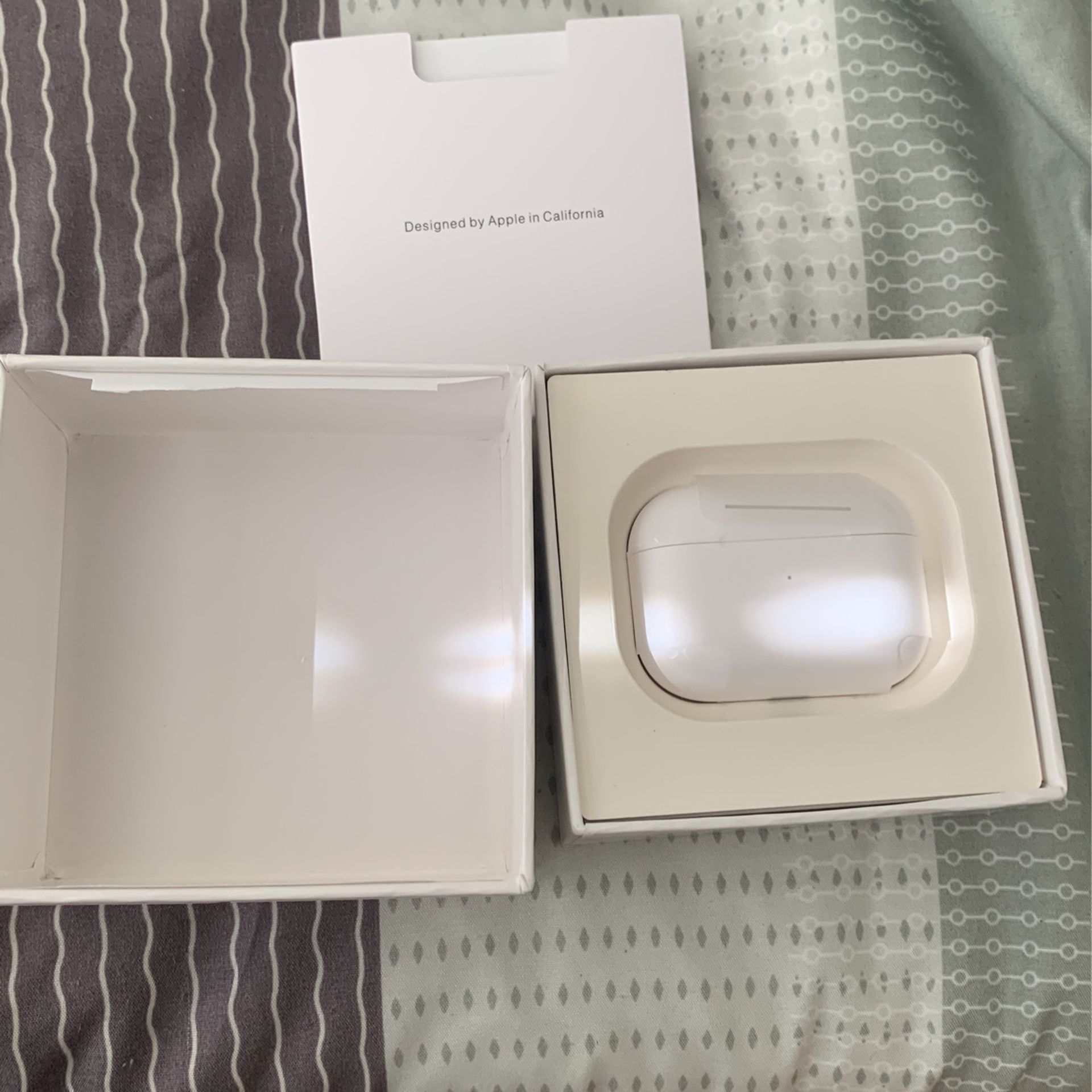 OPEN BOX Airpods Pro Gen 2 1:1 for Sale in Miami, FL - OfferUp