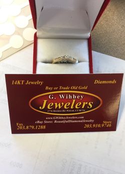 14 Kt gold & diamond ring