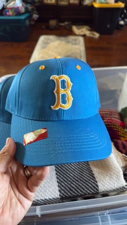 UCLA hat