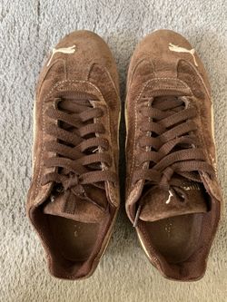 Women’s shoe (used)