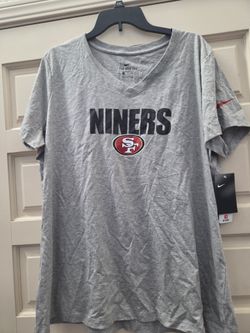 Brand New Women's San Francisco 49ers Nike V- neck