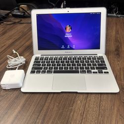 11 inch MacBook Air early 2015, Core i7, 4gb ram, 256gb SSD, macOS Monterey, with charger. Firm $125