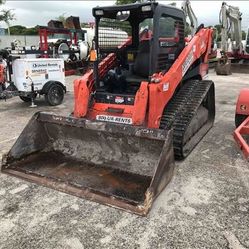 Kubota SVL90 Track Skid Steer