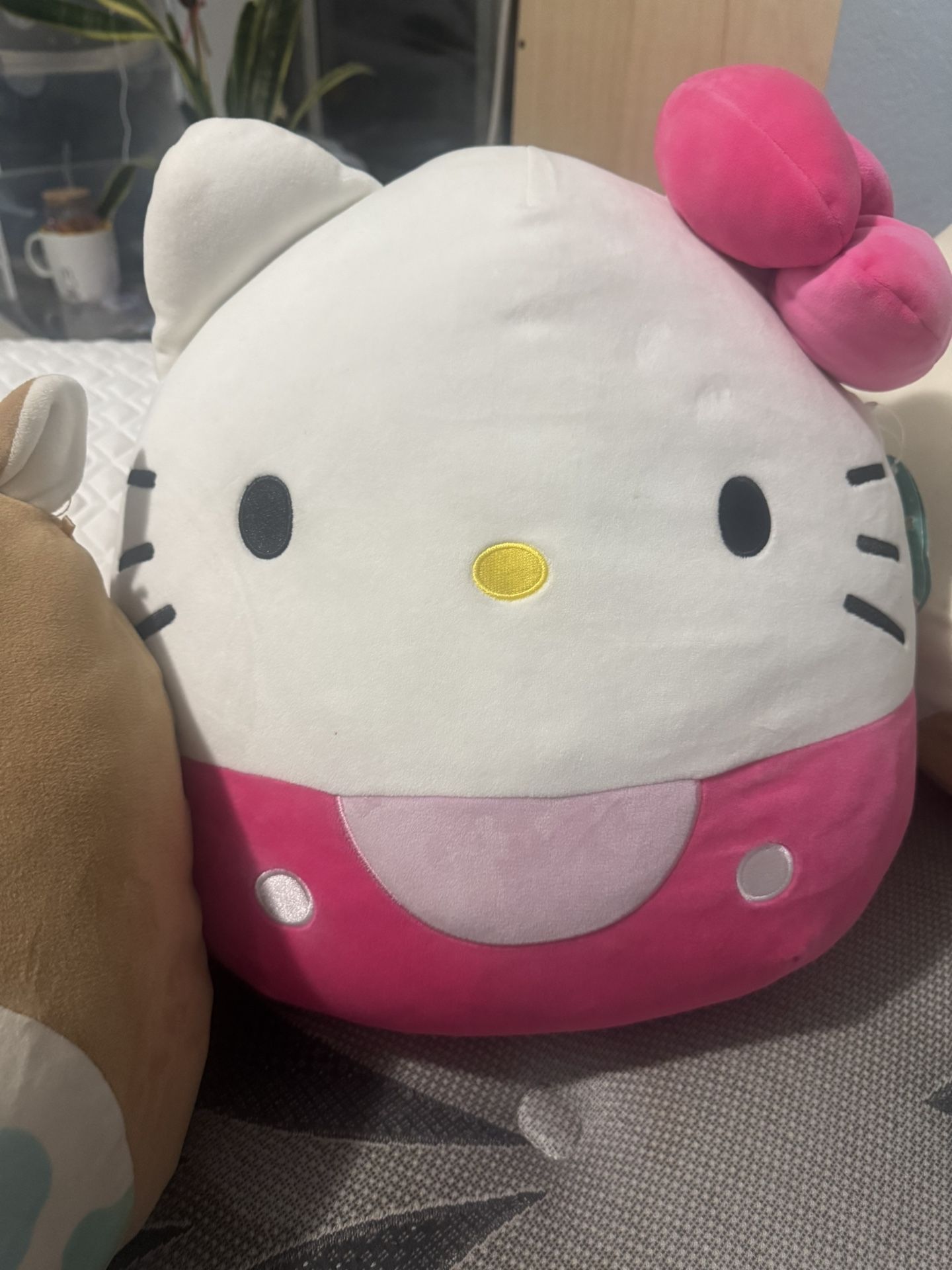 Hello Kitty Squishmallow 12 Inches 