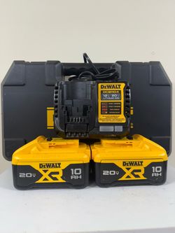 Dewalt 10 ahBatteries with Charger