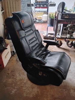 Gaming chair